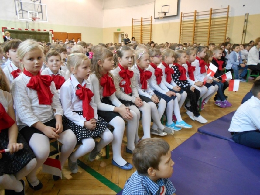 Akademia z okazji 99 rocznicy odzyskania niepodległości przez Polskę