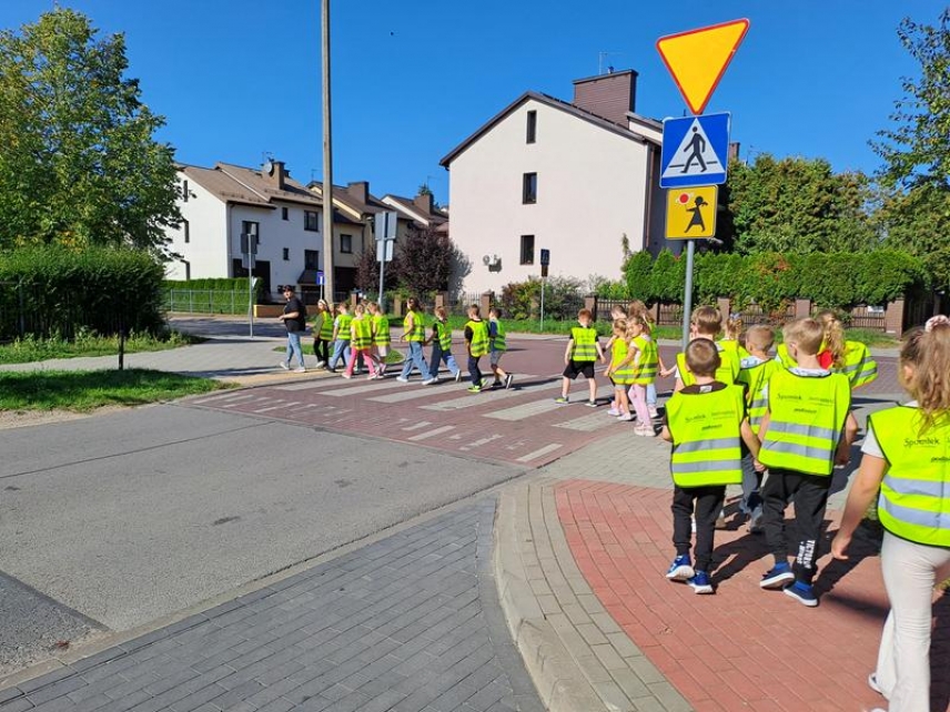 Bezpieczna droga do szkoły - jesienny spacer