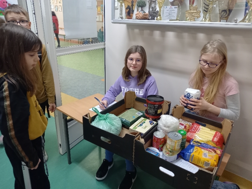 Zbiórka żywności dla Ukrainy